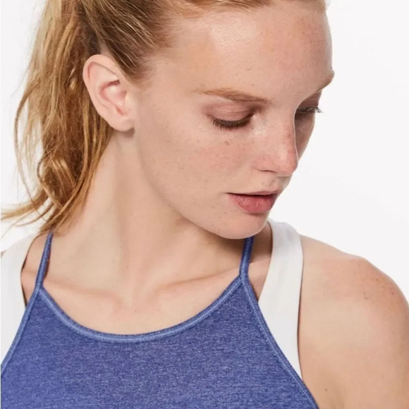 Lululemon sz 6  Fast As Light Singlet
Heathered Psychic (blue) great pre owned - Picture 7 of 9